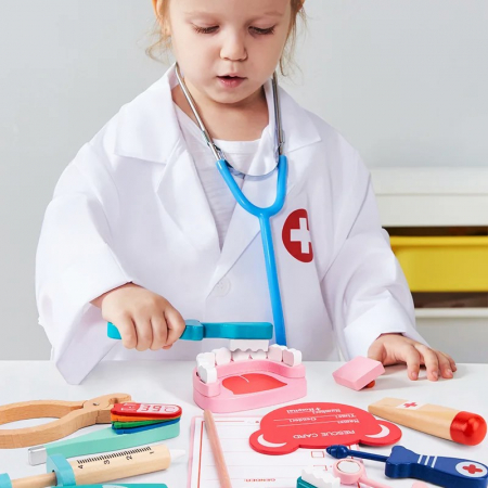 Trusa de lemn. Dr. stomatolog [1]