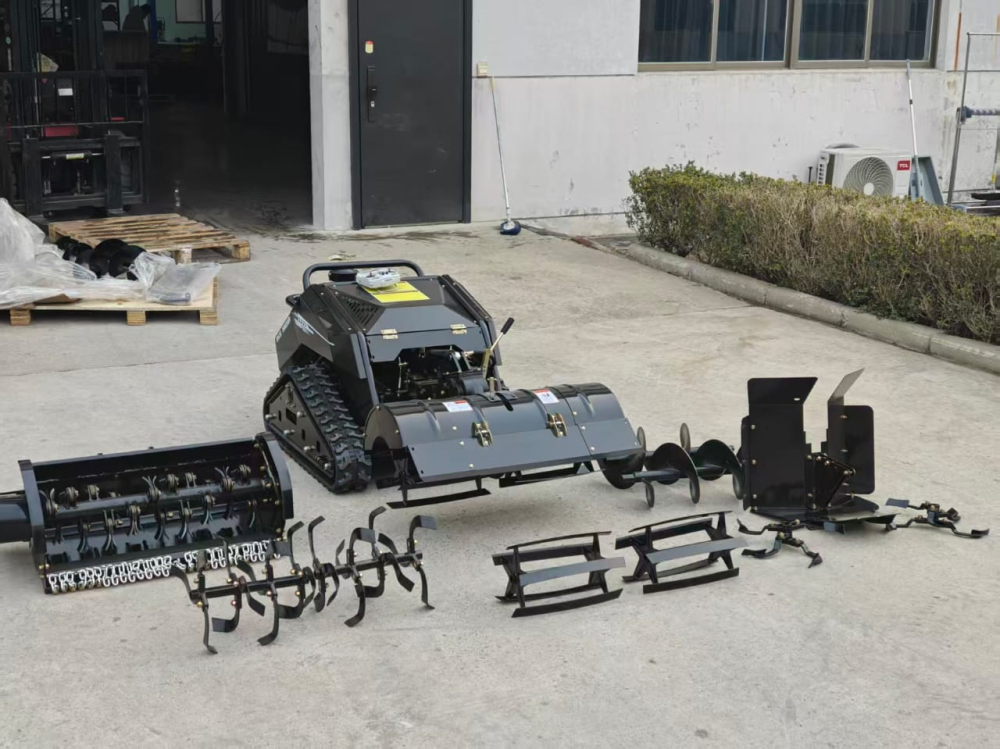 Motocultor multifuncțional pe șenile MDE1102-70 cu freză rotativă [2]