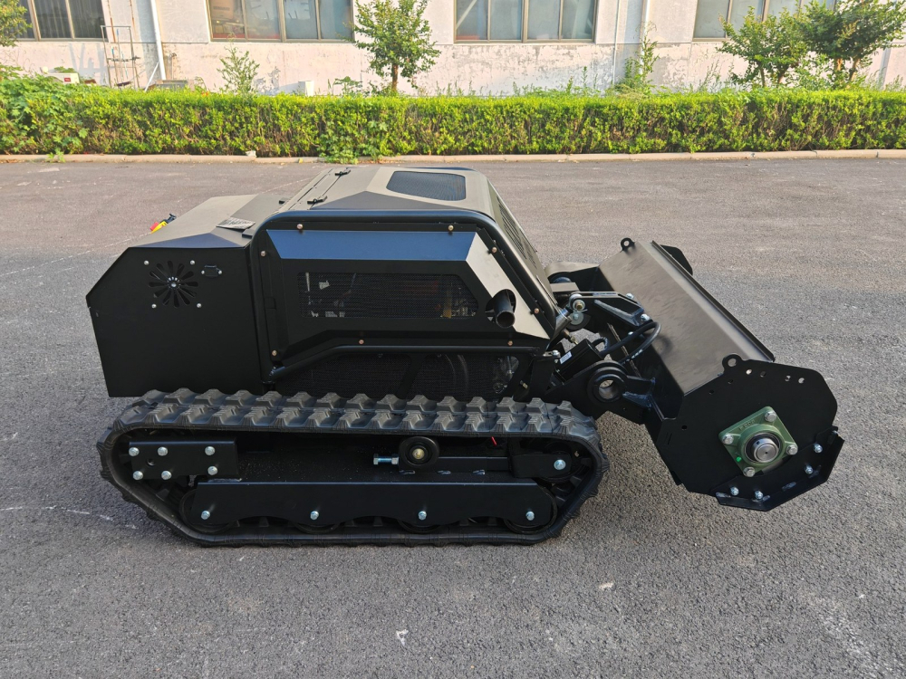 Robot profesional de tuns vegetație GUONIU 295-100T II, 23 CP, pe șenile [3]