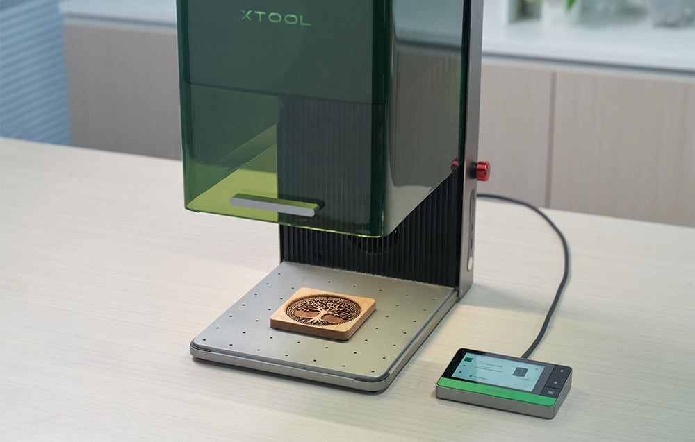 xTool F1 Ultra laser engraving machine + xTool Conveyor set [7]