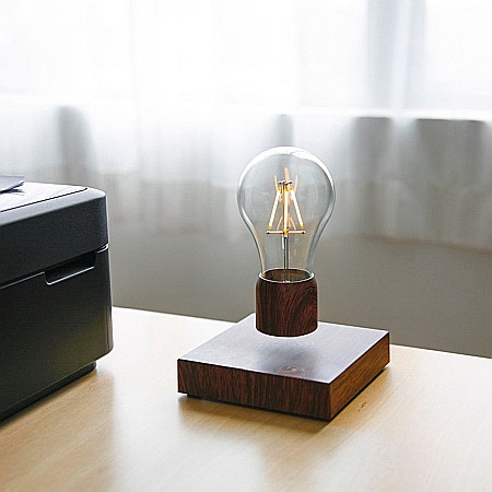 Bec Led Wireless, Lampa care pluteste prin levitatie magnetica [5]