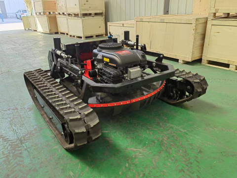 Robot de Tuns Iarbă Profesional SAAO SH-800DL – Motor Loncin 22CP, Lățime Tăiere 800mm, Șenile Crawler, Telecomandă 680m, Pantă Max 45°, Tundere Vegetație Densă și Terenuri Dificile [6]