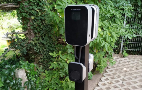 Stație de Încărcare Besen BS20, 22kW, Ecran LCD, Wifi [1]
