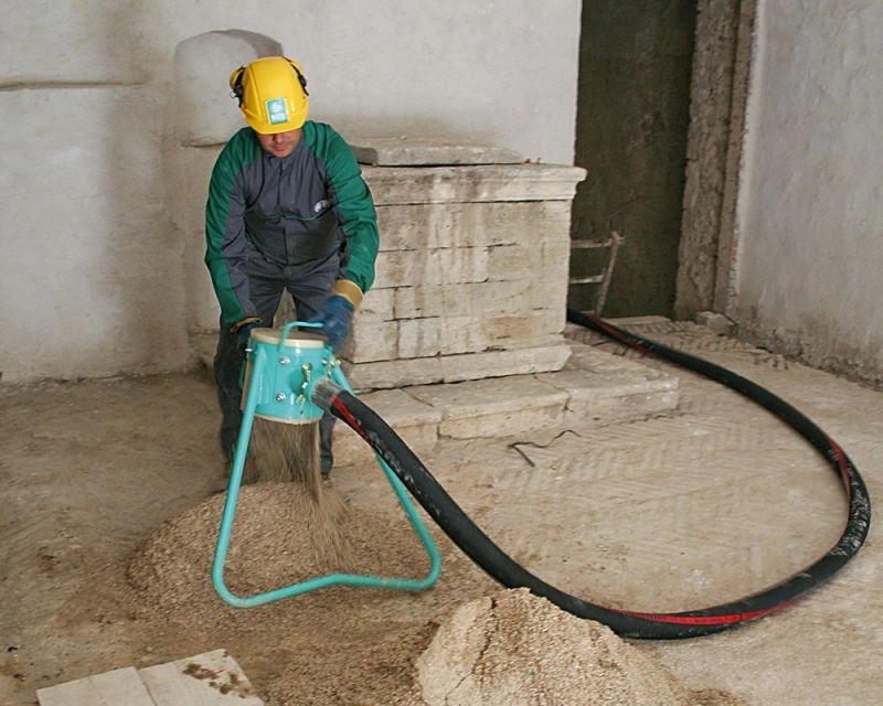 Pompa de sapa Imer MOVER 270 DBR EVO Yanmar diesel 47 cp debit 220 l/ciclu  cu bena incarcare [2]