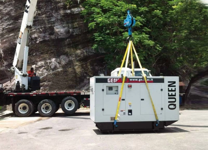 Generator insonorizat GENMAC Queen G160IS Pmax. 176 kVA 400V, Iveco, QT2A-4520+WH [1]