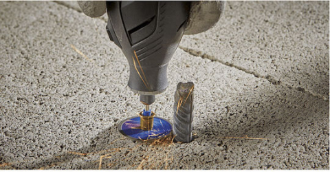 Dremel 8260-5/65 unealta multifunctionala cu acumulator, cu cap rotativ 12 V | 5000 - 30000 RPM | 3,2 mm | 2 x 3 Ah acumulatori + incarcator [1]