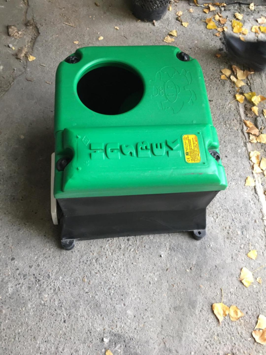 Adăpătoare anti-îngheț, cu 1 bilă [4]