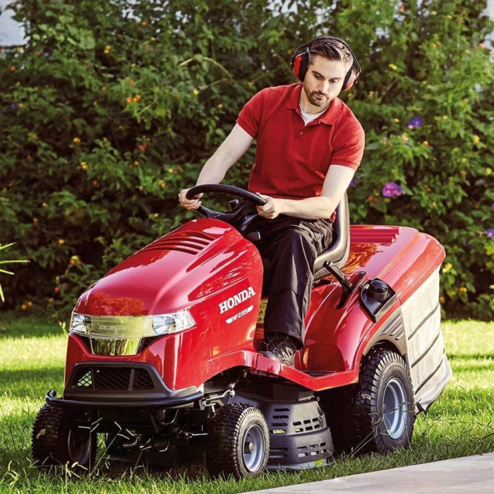 Tractoraș gazon HF2317 K3 HME [2]