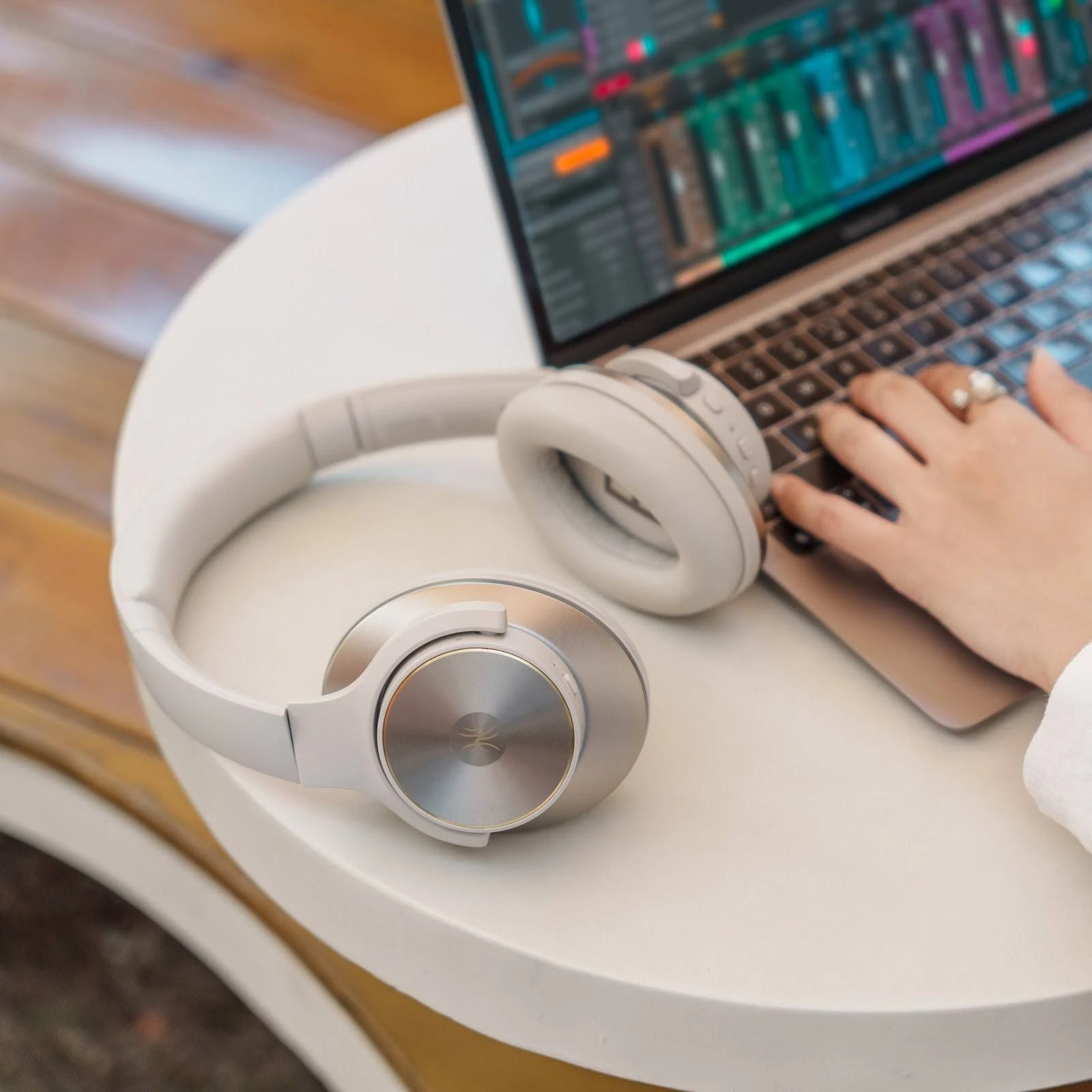 Căști wireless OneOdio A10 ANC over-ear cu reducere zgomot, culoare alb [7]