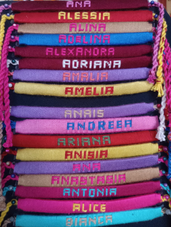 Creativitate - Bratara configurabila