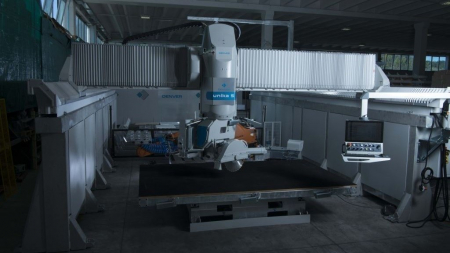 Utilaje - Unika 5 Fab Center - Celula de productie blaturi cu 2 bancuri