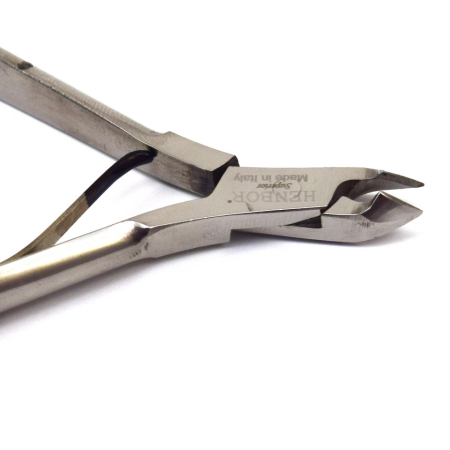 Cleste manichiura / pedichiura profesional pentru cuticule Henbor, 5mm, otel inoxidabil, silver [1]