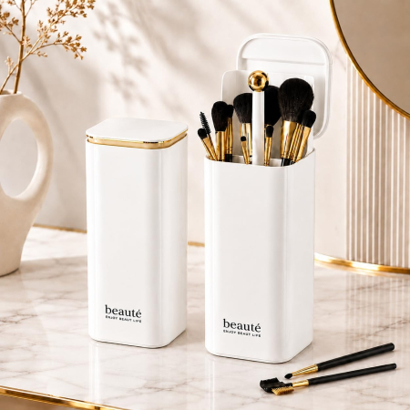 Coafor si Frizerie - Organizator pensule machiaj, Alb cu auriu Gold, Automat, 4 compartimente pentru cosmetice
