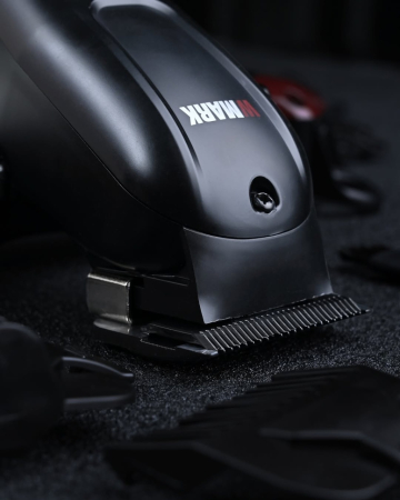 WMARK NG-1001 – Mașină de tuns profesională fără fir, 6600 RPM, lamă Zero Overlap, baterie 2500 mAh, autonomie 300 min, rosie [3]