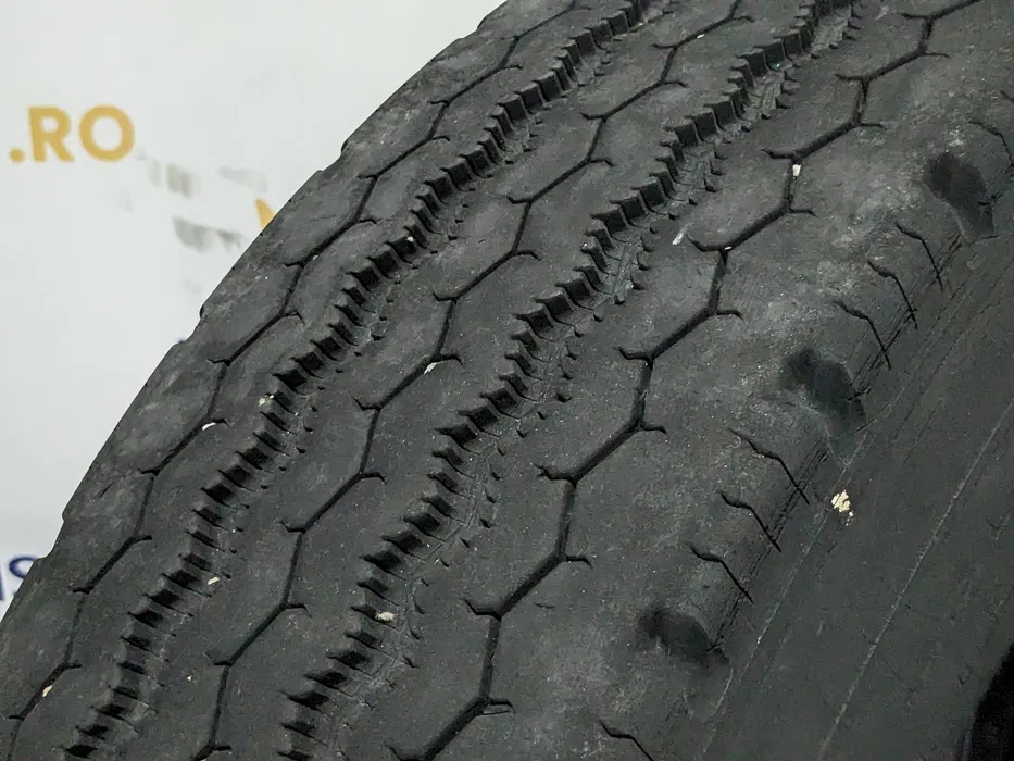 Anvelopa 10.00/R20 Michelin (cod B100677I) [3]