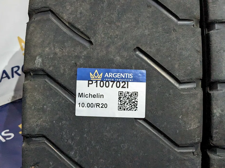 Pereche 2 anvelope 10.00/R20 Michelin (cod P100702I) [4]