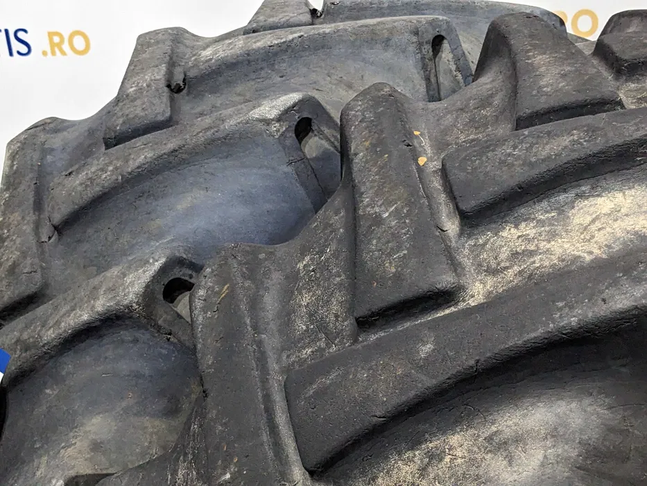 Pereche 2 anvelope 15.5/80/R24 BKT (cod P100536I) [3]