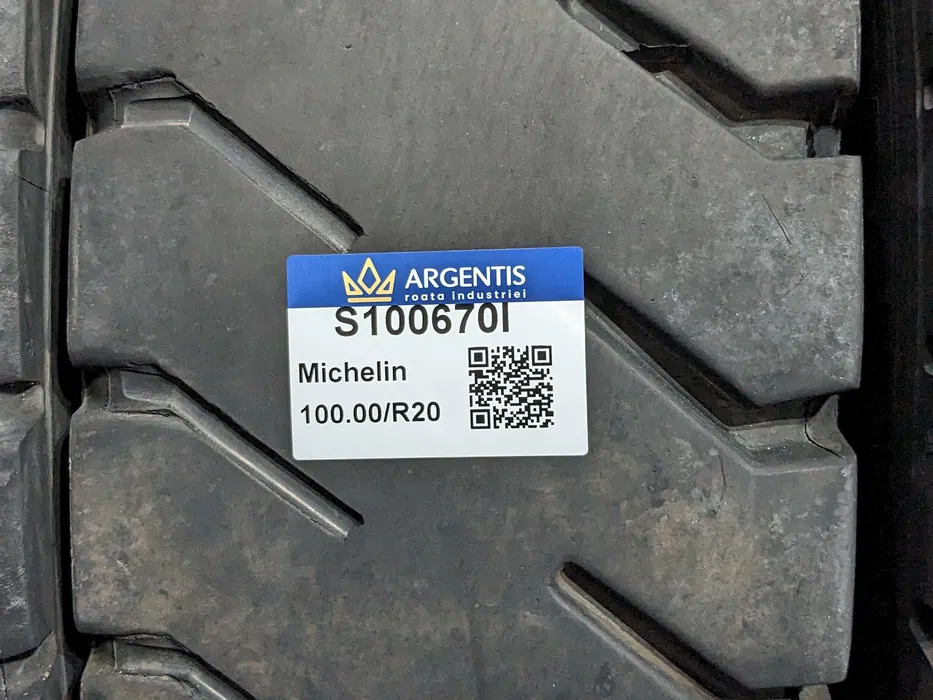 Set 4 anvelope 10.00/R20 Michelin (cod S100670I) [4]