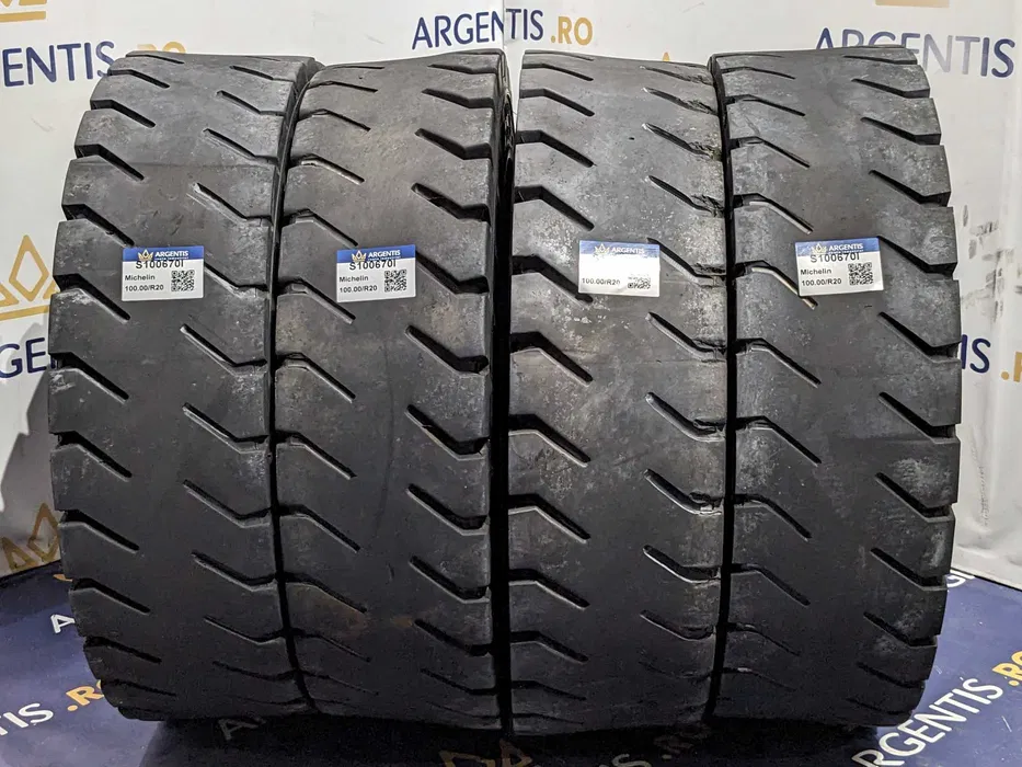 Set 4 anvelope 10.00/R20 Michelin (cod S100670I) [2]