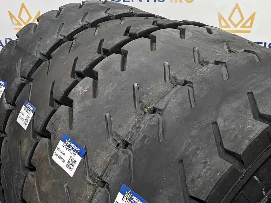 Set 4 anvelope 10.00/R20 Michelin (cod S100670I) [3]