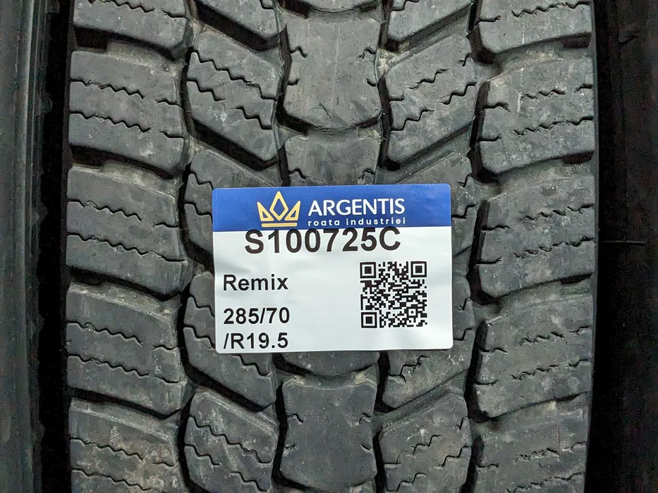 Set 4 anvelope 285/70/R19.5 Remix (cod S100725C) [4]