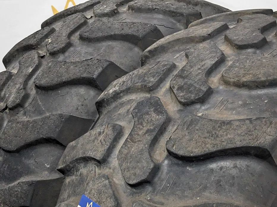 Pereche 2 anvelope 405/70/R18 Dunlop (cod P101305I) [2]