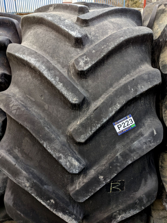 Pereche 2 Anvelope Agricole 30.5/R32 (800/65/R32) GOODYEAR (Cod P223) [1]