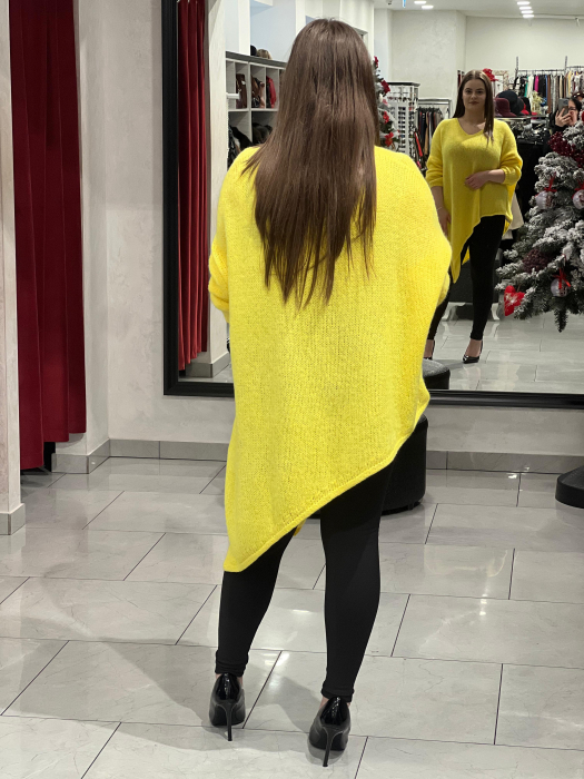 Pulover galben asimetric cu colț [3]