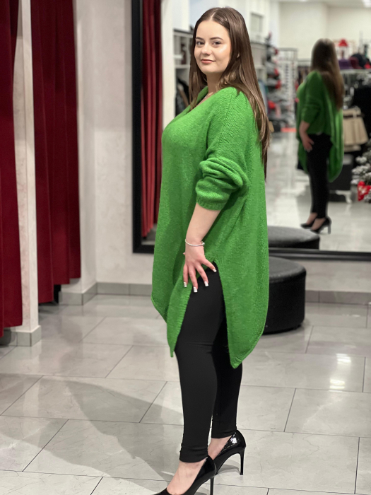 Pulover verde asimetric cu colț [2]
