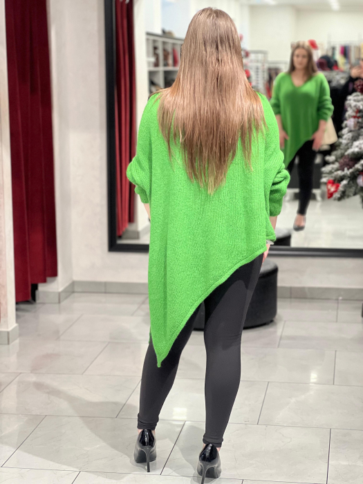 Pulover verde asimetric cu colț [3]