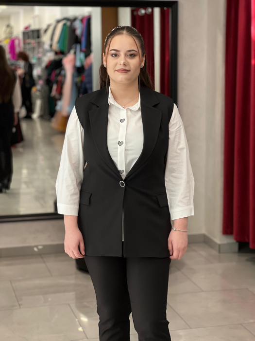 Vesta neagra cu nasture mod.24 [1]