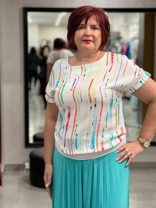 Bluza alba cu model colorat 12736 [1]