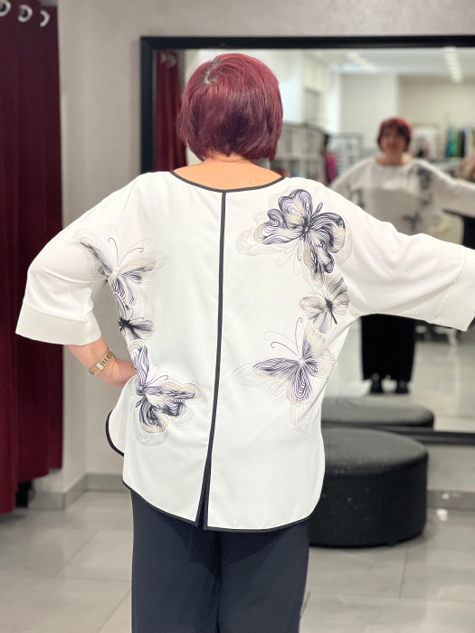 Bluza alba cu model de fluturi 12482 [3]