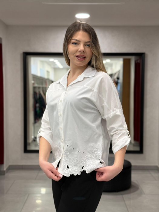 Cămașă albă cu broderie 12410 [5]