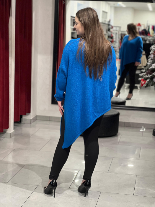 Pulover albastru asimetric cu colț [3]