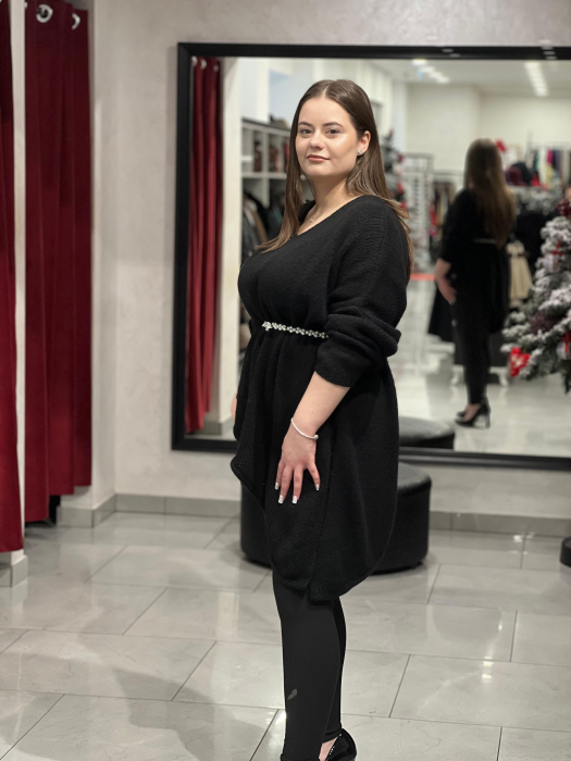 Pulover negru asimetric cu colț [5]