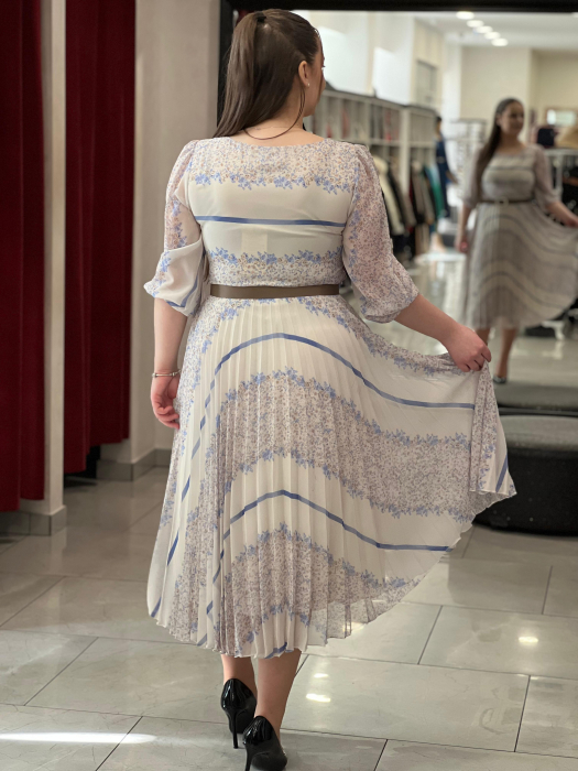Rochie alba cu flori si pliuri [4]