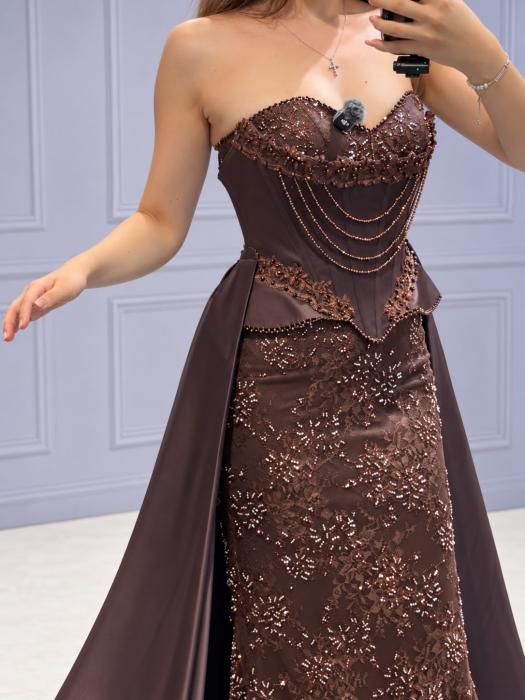 Rochie maro Divine cu trena si corset detasabile [5]