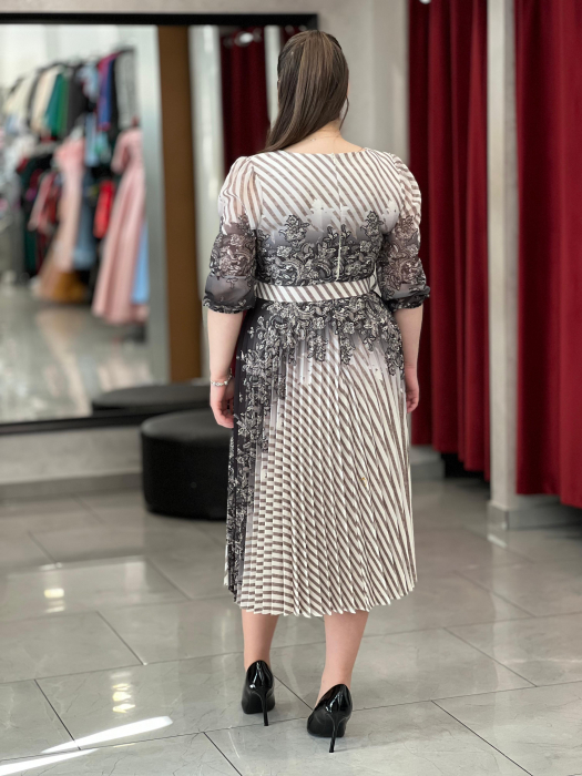 Rochie cu pliuri si dungi [3]