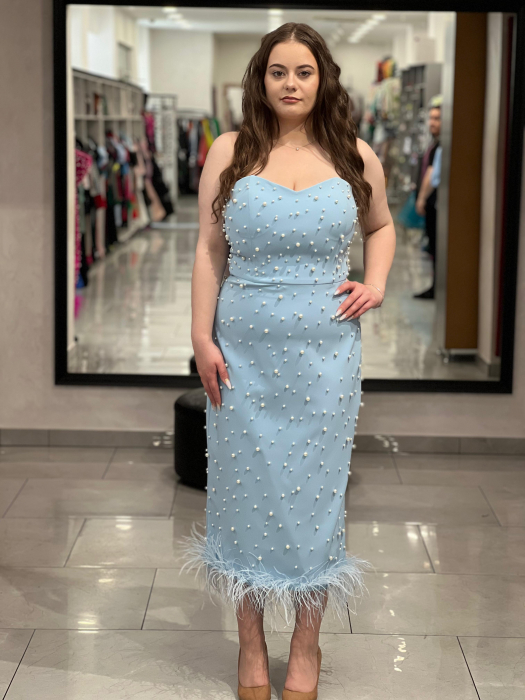 Rochie baby blue midi cu perle si pene [2]