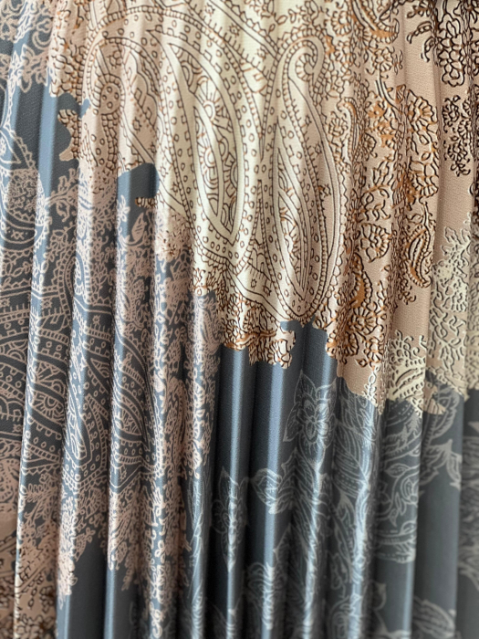 Rochie gri cu pliuri si print  [6]
