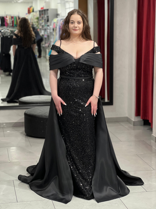 Rochie lunga neagra din paiete si trena de organza [1]
