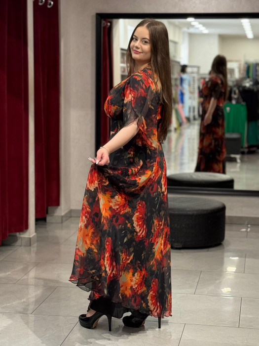 Rochie lunga neagra cu model floral rosu [4]