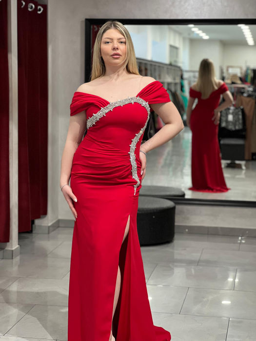 Rochie lunga rosie cu strasuri 7032 [1]
