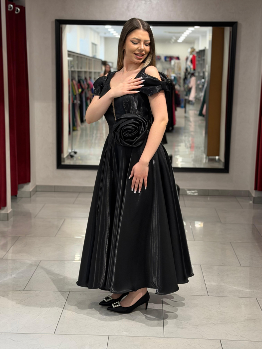 Rochie midi neagra satin lichid [5]