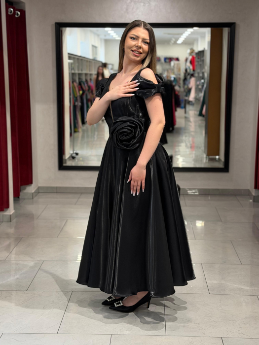 Rochie midi neagra satin lichid [2]