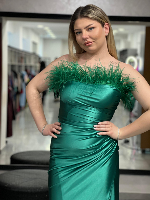 Rochie lunga verde lurex si pene [2]