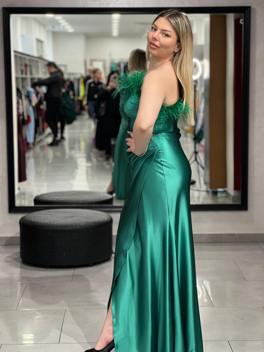 Rochie lunga verde lurex si pene [4]