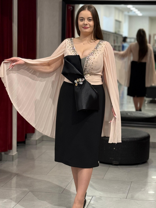 Rochie mulata in doua culori cu maneca deosebita [1]