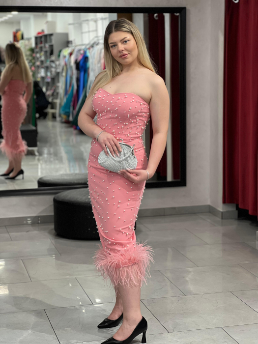 Rochie roz midi cu perle si pene [3]